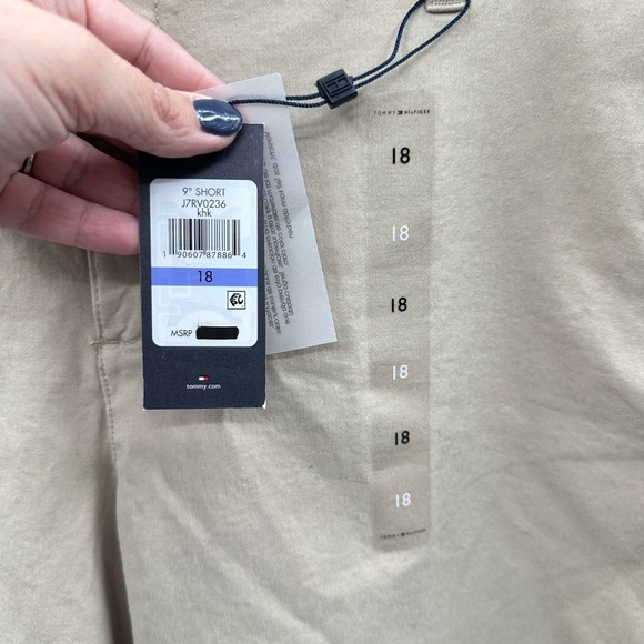 TOMMY HILFIGHER Hollywood 9" tan High rise woman classic casual short NWT 18 - Picture 6 of 12